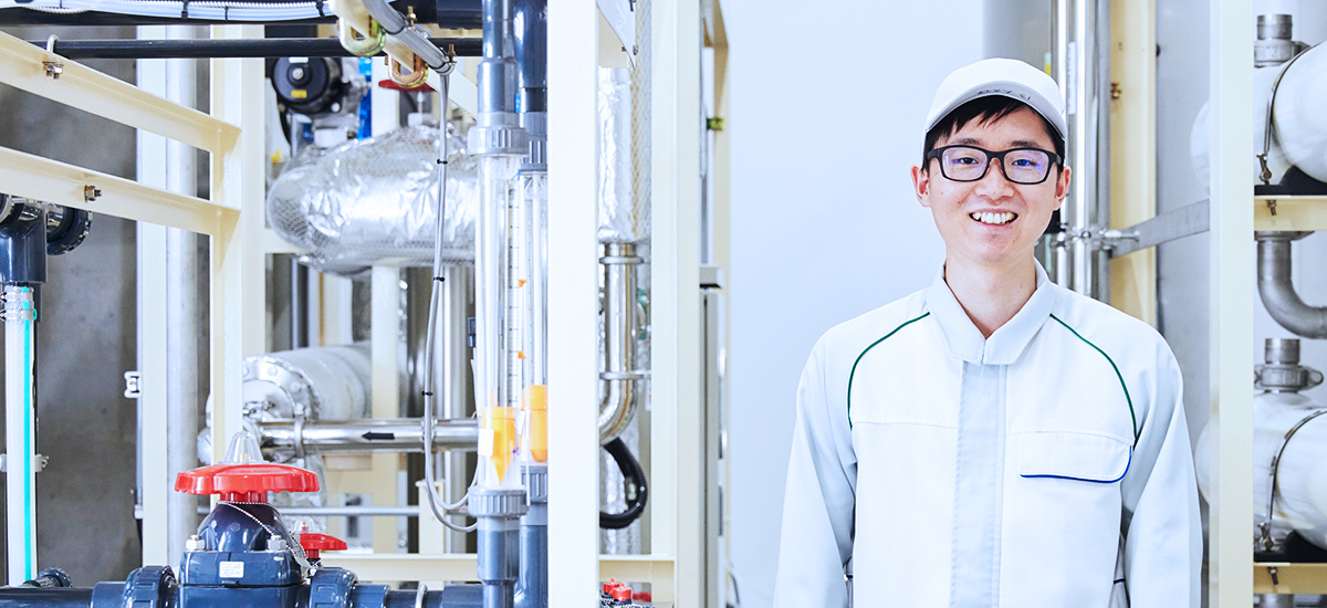 2018年入社　電気電子工学科卒業（高専）
		平塚工場　第二製造部　製造第一課の方の写真